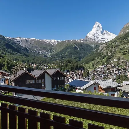 Basecamp Апартаменти *