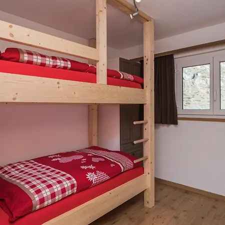 Basecamp Apartments Apartment